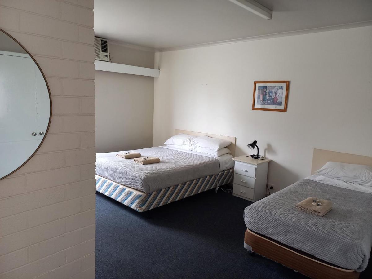 Heyfield Motel And Apartments Lakes Entrance Dış mekan fotoğraf