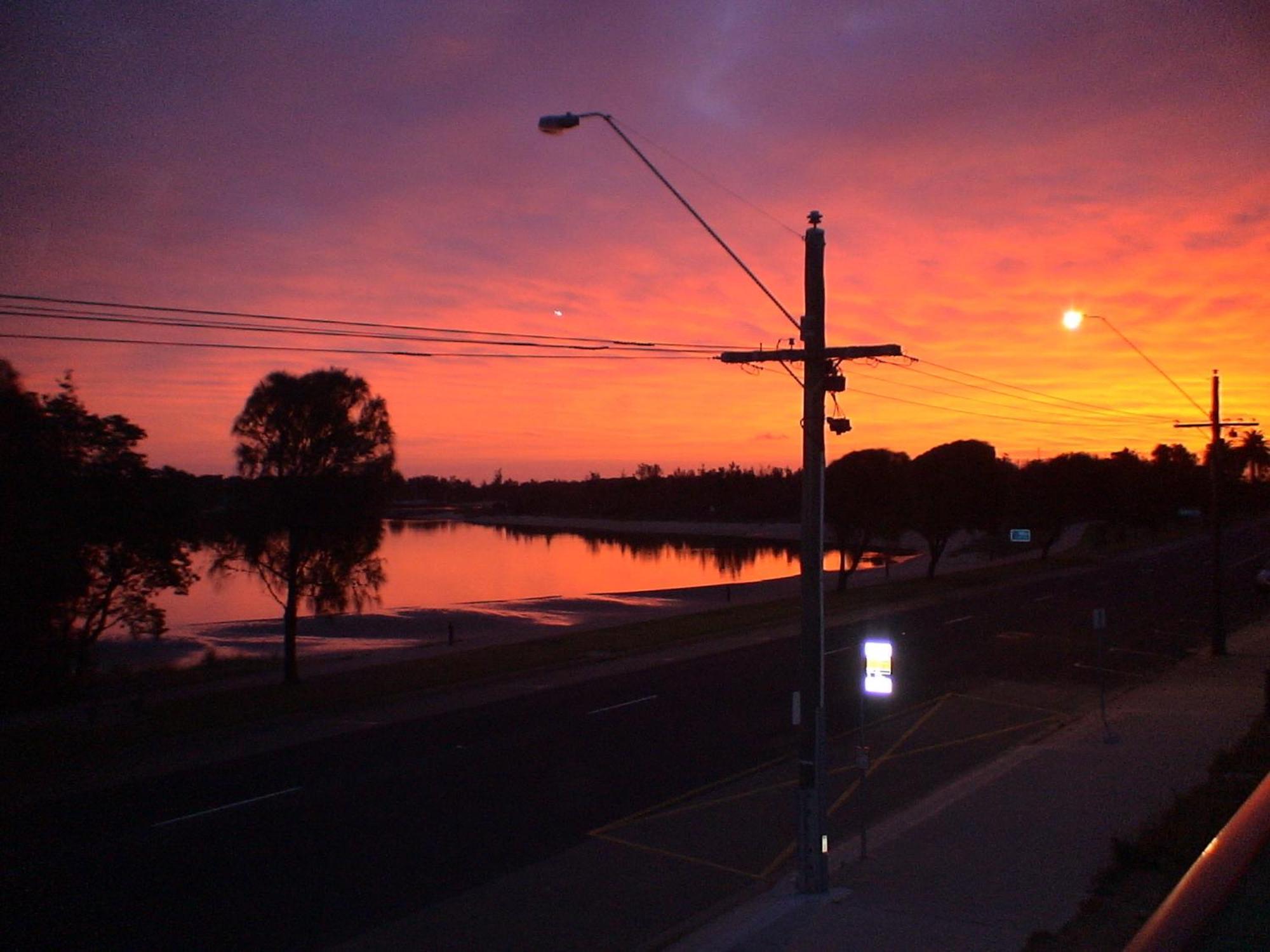 Heyfield Motel And Apartments Lakes Entrance Dış mekan fotoğraf