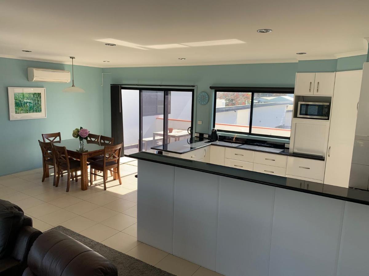 Heyfield Motel And Apartments Lakes Entrance Dış mekan fotoğraf